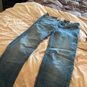 Hollister jeans